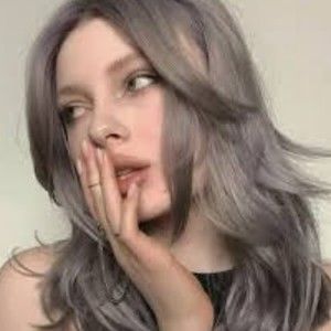 Meet your Posher, Rene